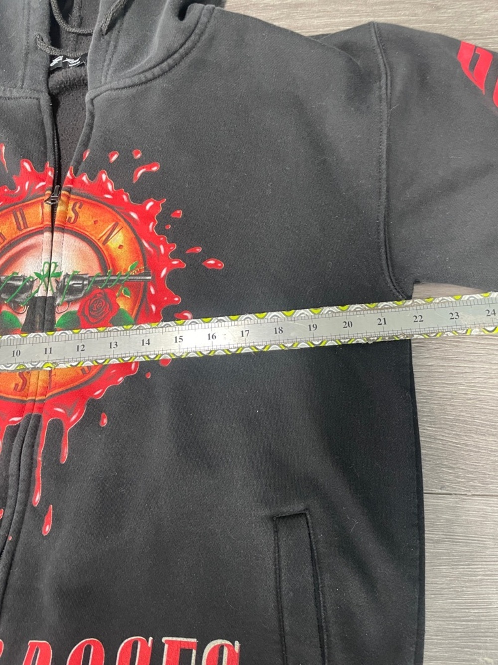 Guns N' Roses Graphic Appetite for Destruction" zip-up hoodie - Picture 6 of 8